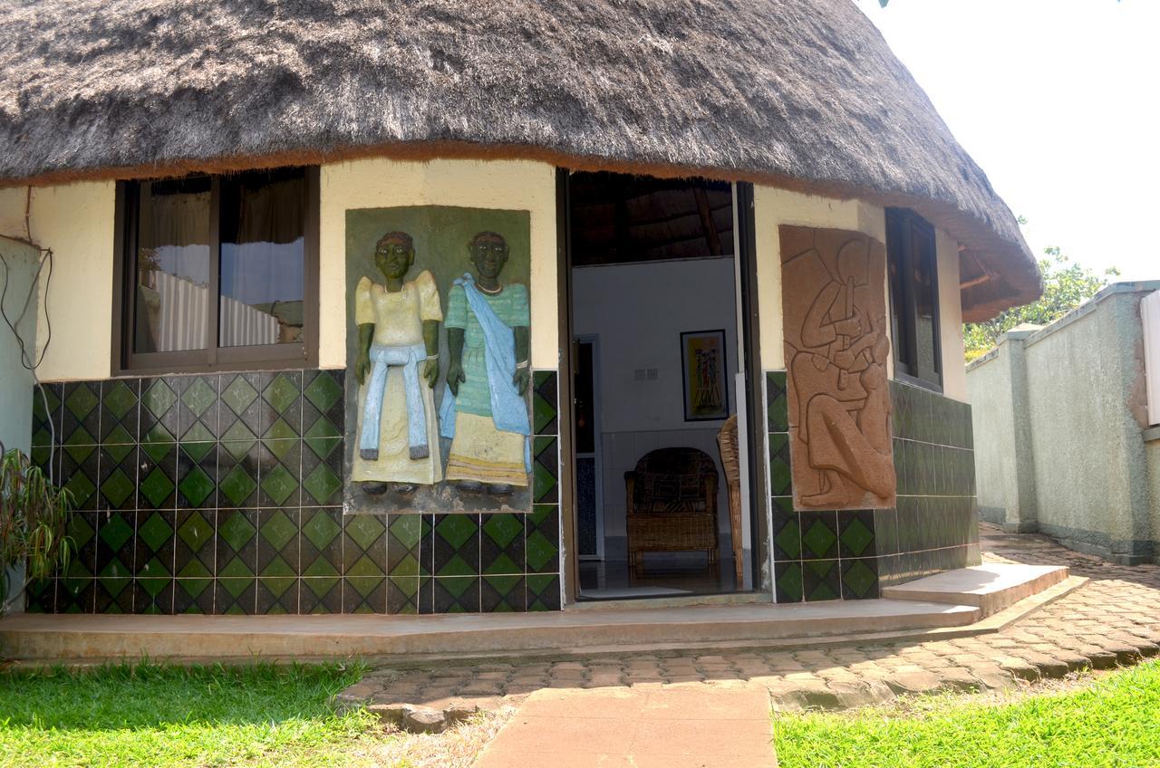 Kiwatule Cottages Kampala Exterior foto